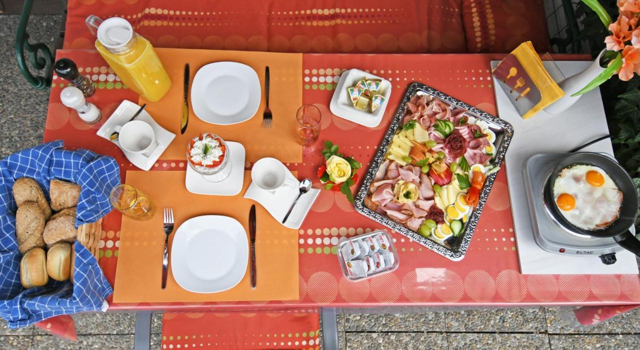 Ferien Bei Conny Apartment Nüziders Екстериор снимка